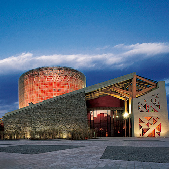 凉山民族文化艺术中心    <br/>2005年设计  全国优秀工程设计奖银奖  