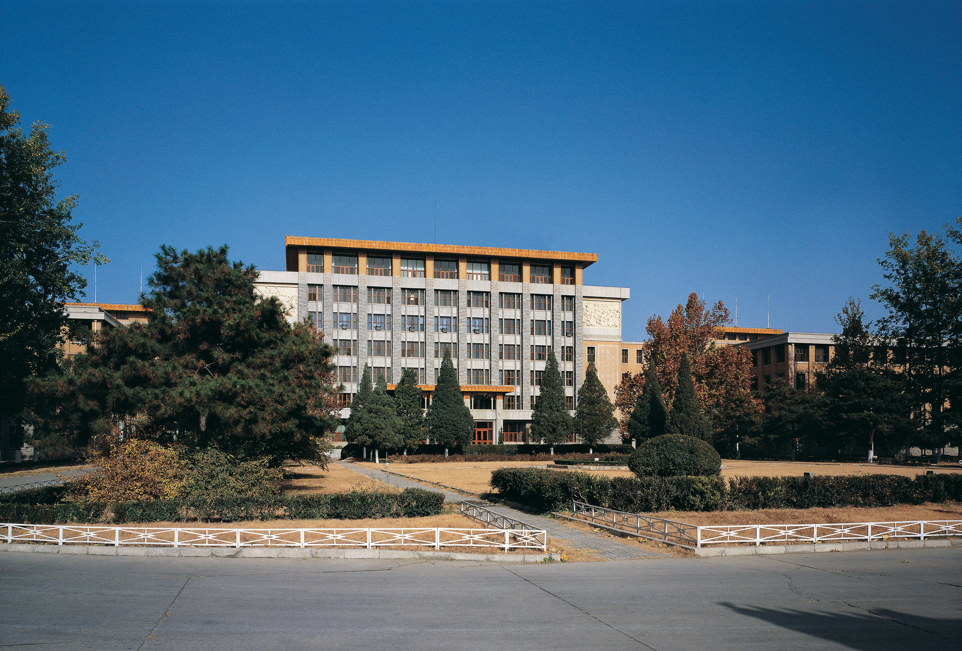 1953年设计  中国建筑学会建国60周年建筑创作大奖